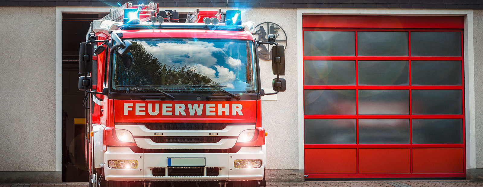 feuerwehrauto blaulicht