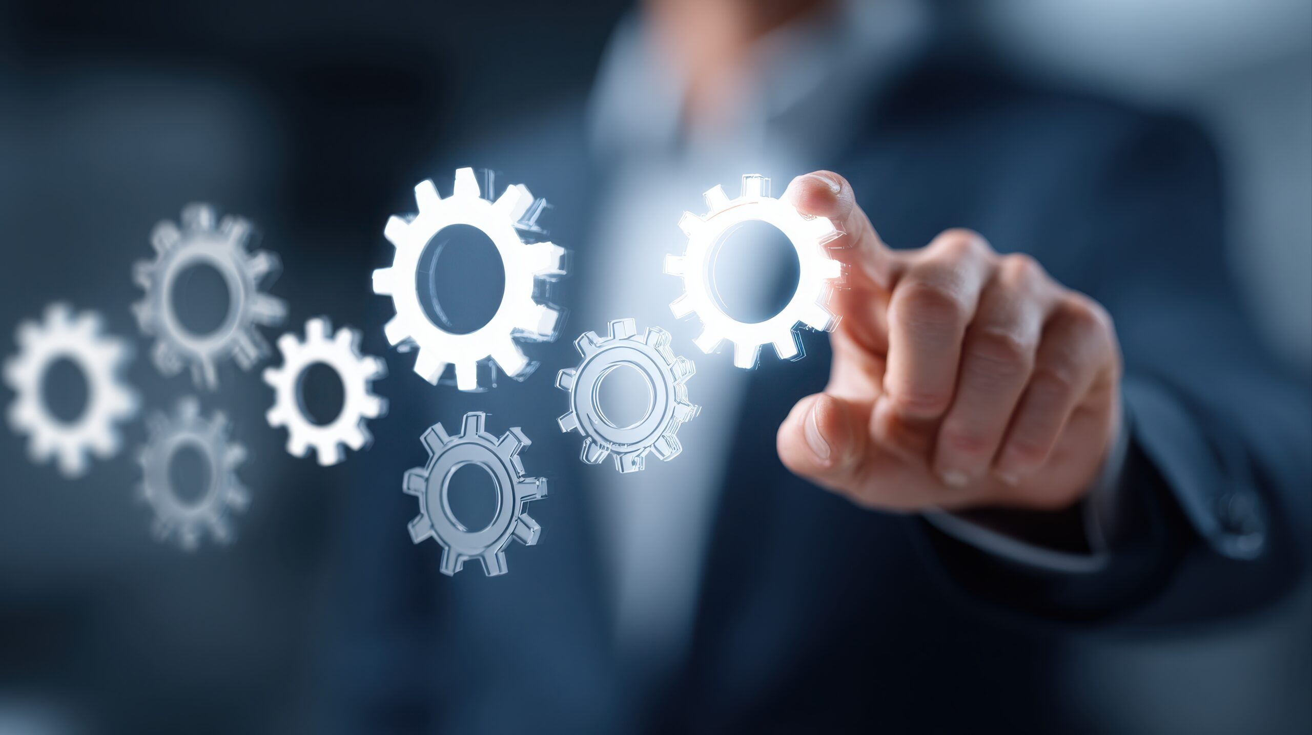 Zahnräder greifen ineinander